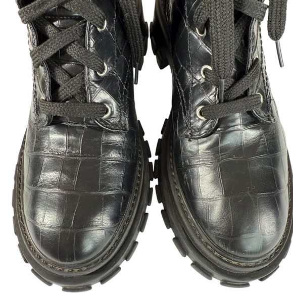 Schutz Black Croc-Embossed Leather Chunky Lug Sole Combat Platform Boots 7.5 - Picture 14 of 16